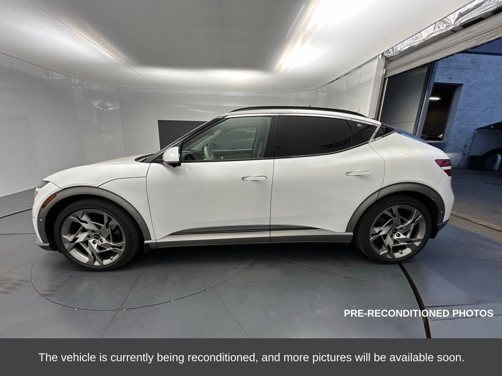 Used 2024 GENESIS GV60 Performance with VIN KMUKEDSB0RU020851 for sale in Norco, CA