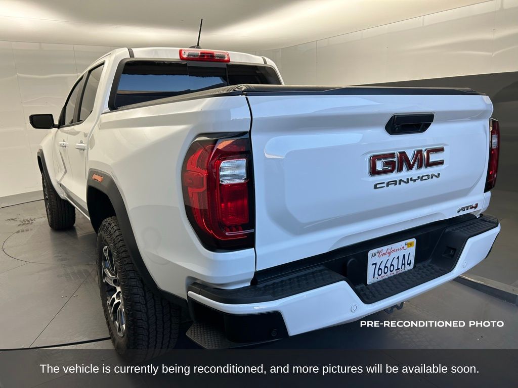 2024 Gmc Canyon AT4 photo 3