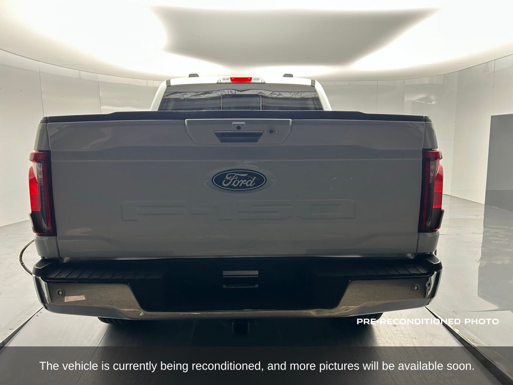 2024 Ford F-150 XLT photo 4