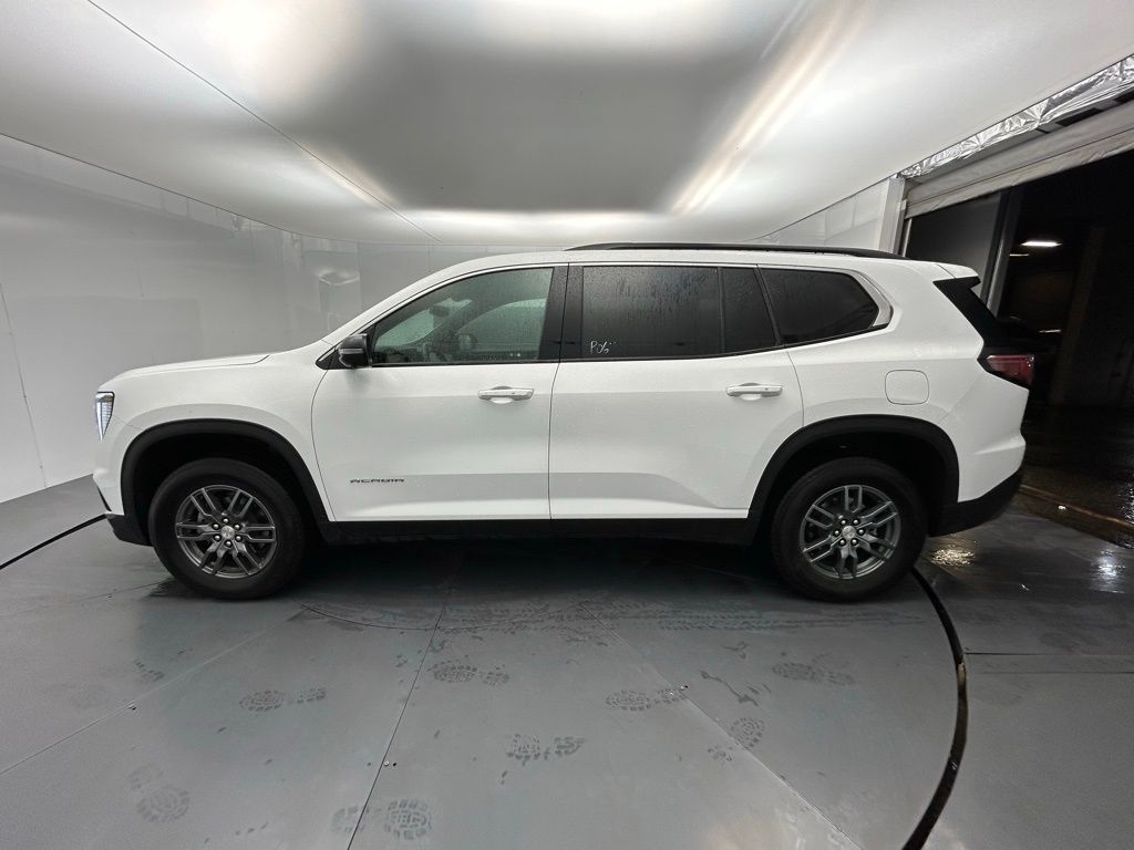 2025 Gmc Acadia Elevation photo 2