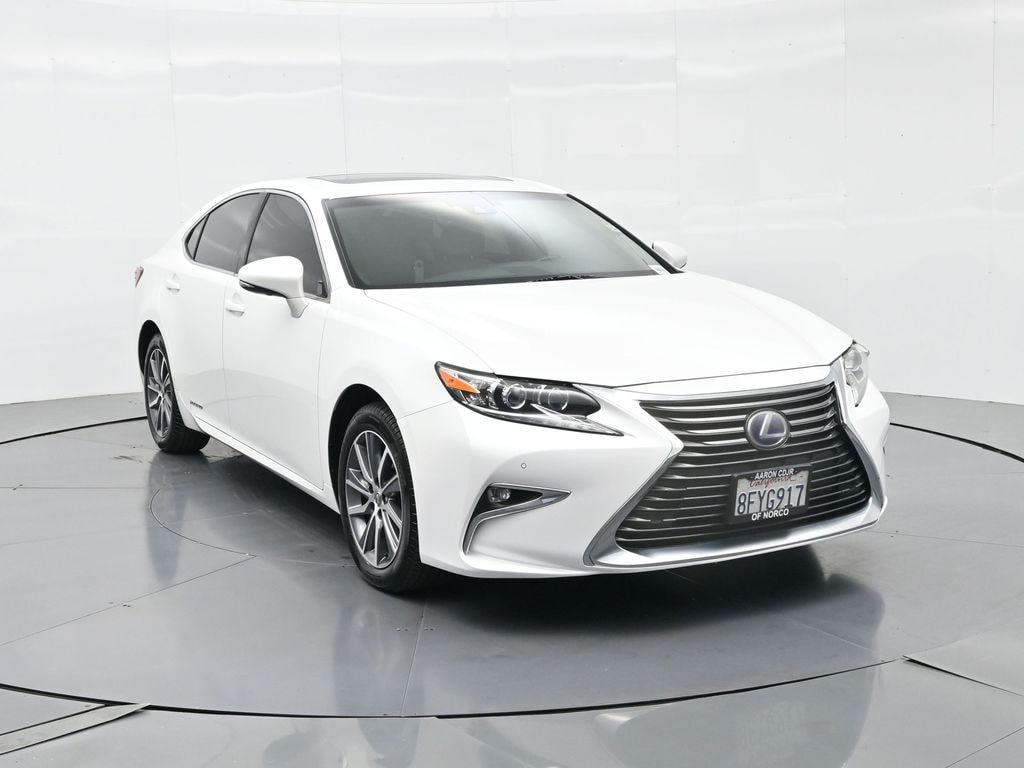 Used 2018 Lexus ES 300h Sedan