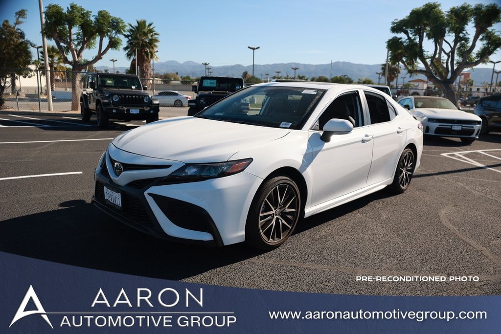 Used 2024 Toyota Camry SE Sedan