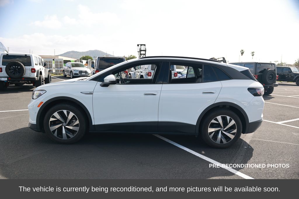 Used 2024 Volkswagen ID.4 PRO with VIN 1V2CRPE80RC002822 for sale in Norco, CA