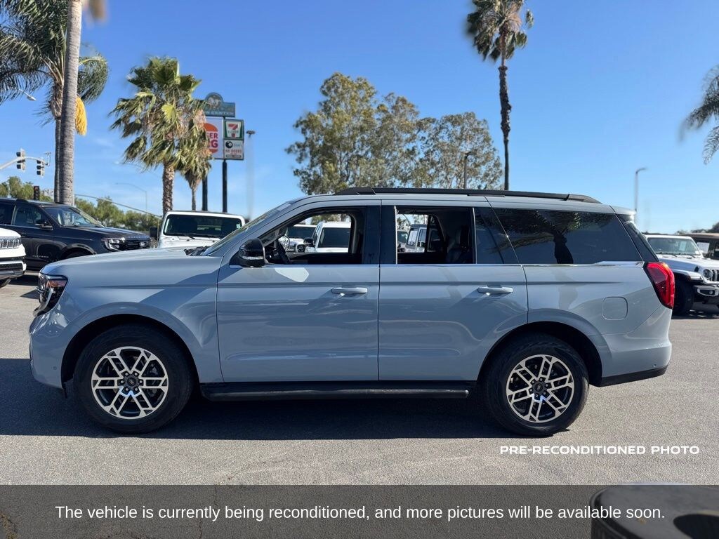 Used 2025 Ford Expedition Active SUV
