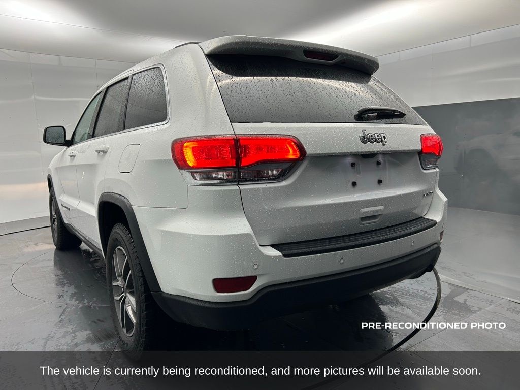 Used 2019 Jeep Grand Cherokee Laredo SUV