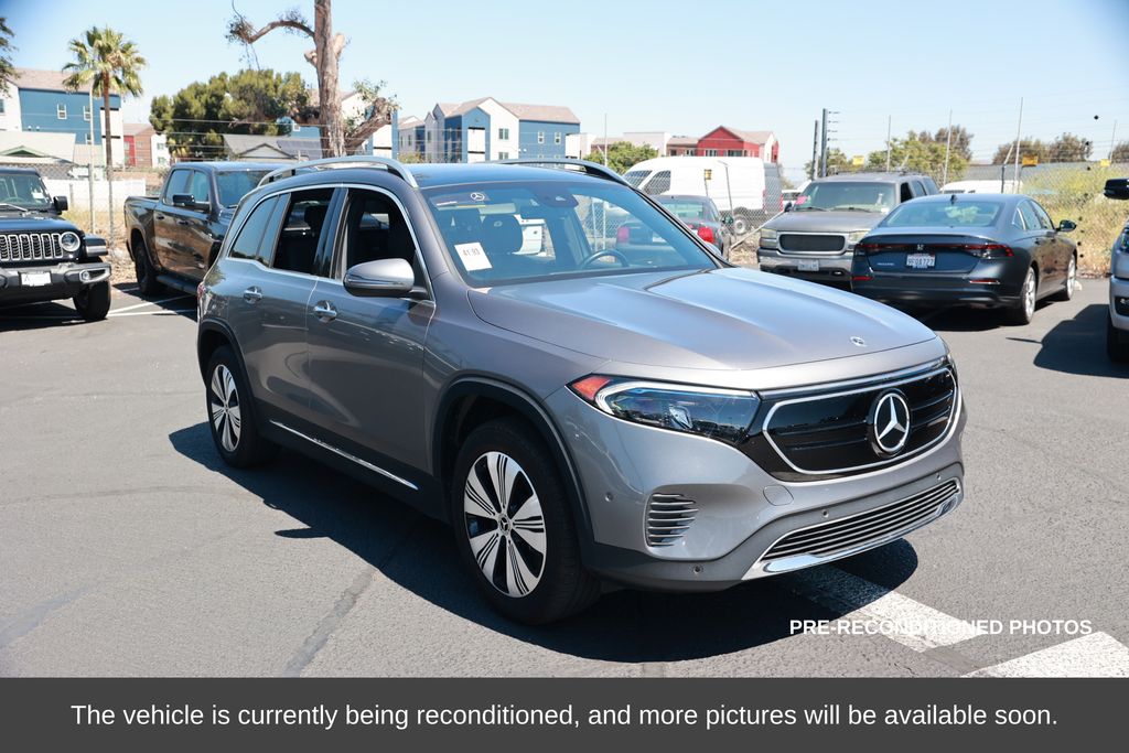 2023 Mercedes-Benz EQB 300 4MATIC photo 3