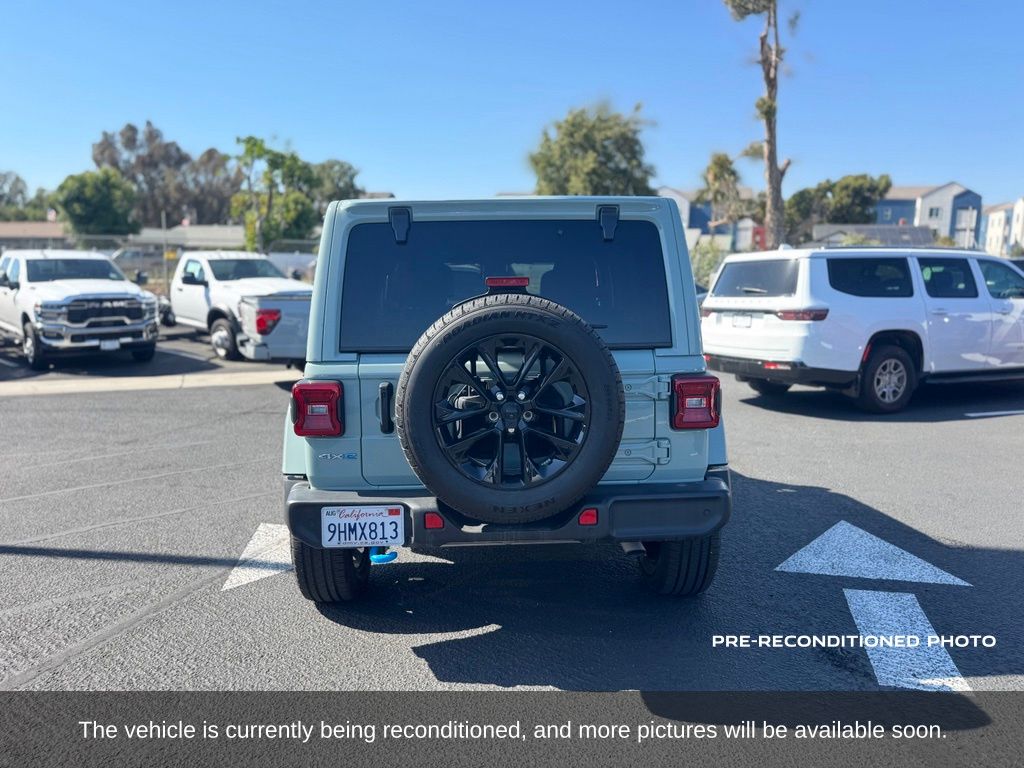 2024 Jeep Wrangler 4xe Sahara photo 4
