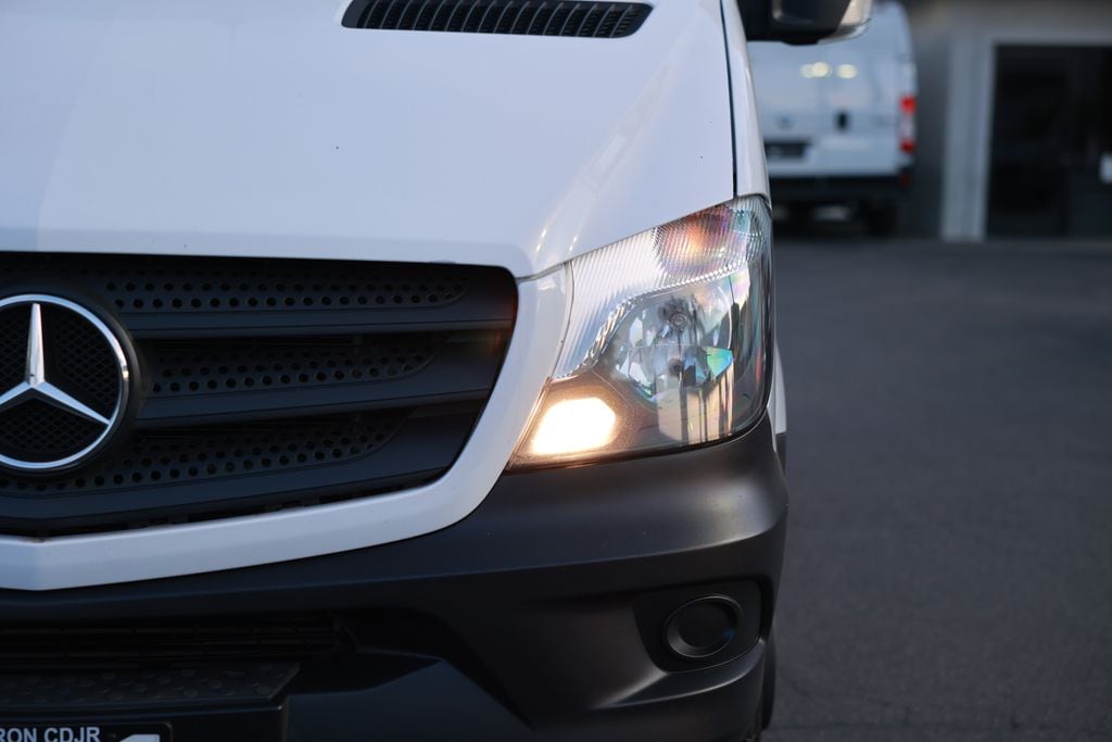 2018 Mercedes-Benz Sprinter 3500XD Chassis Standard Roof V6 photo 4