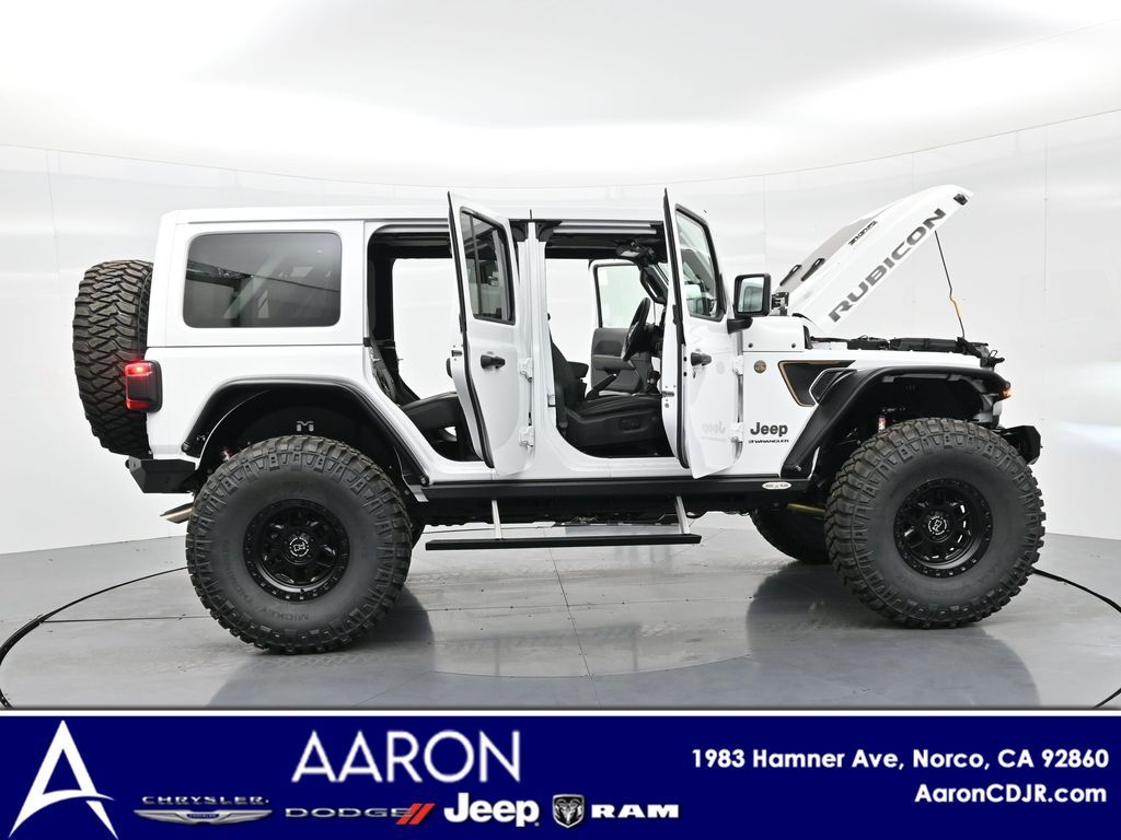 2024 Jeep Wrangler Rubicon 392 photo 3