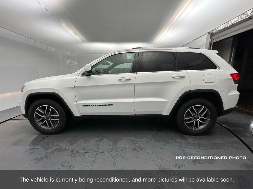 Used 2019 Jeep Grand Cherokee Laredo SUV