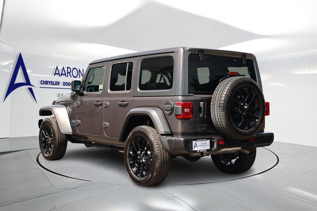 Used 2025 Jeep Wrangler 4xe Sahara SUV