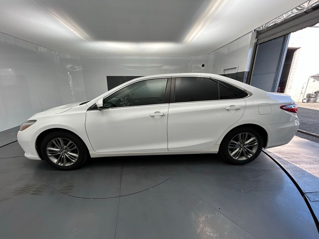 Used 2017 Toyota Camry SE with VIN 4T1BF1FK8HU637997 for sale in Norco, CA