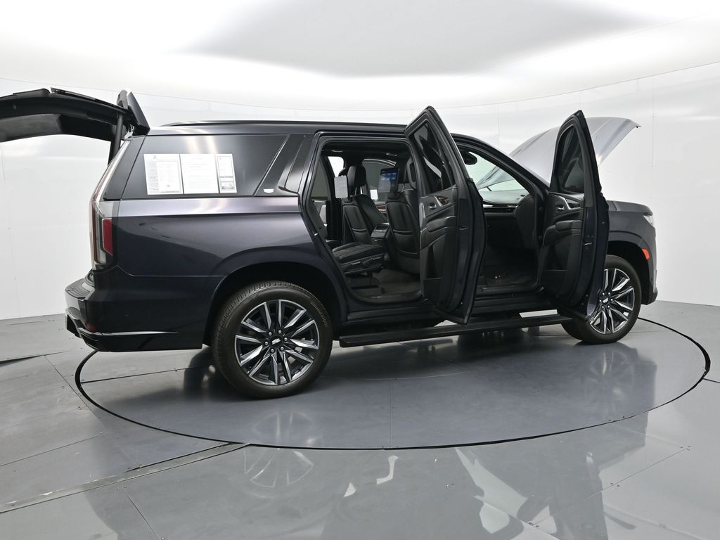 2022 Cadillac Escalade Sport Platinum photo 4