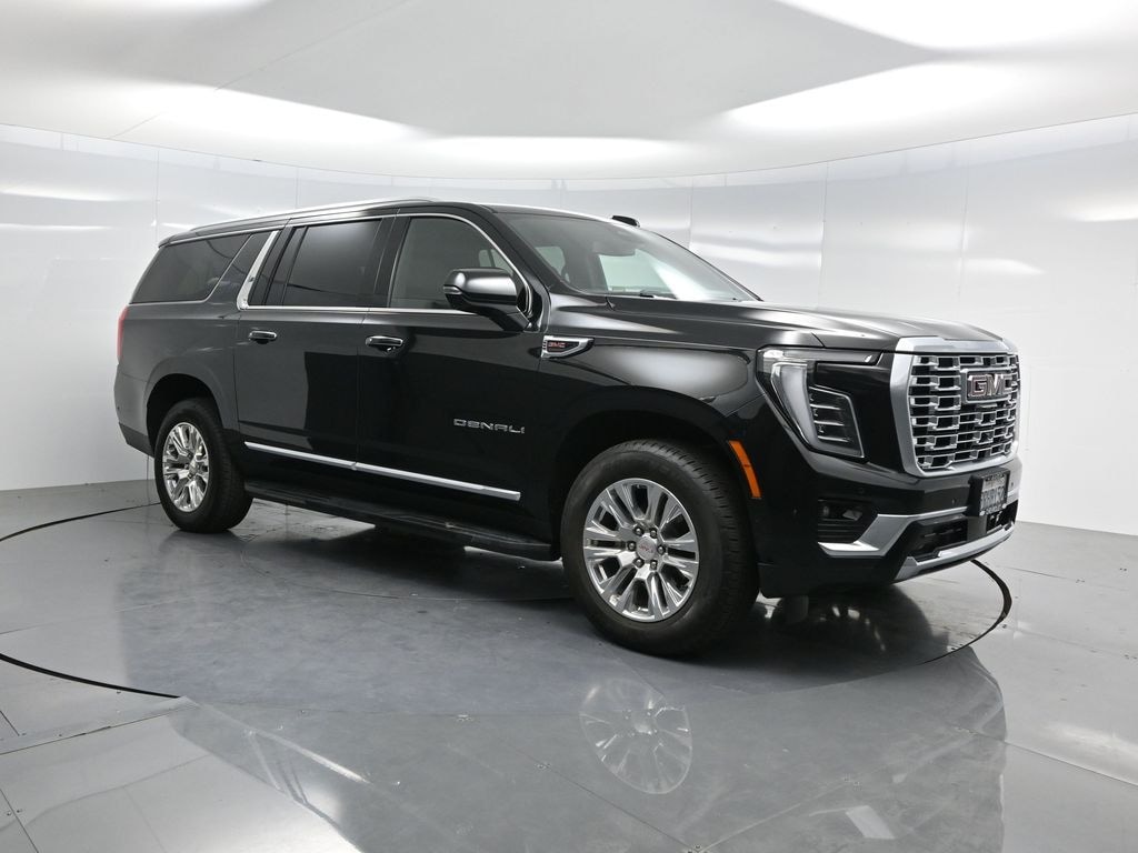 Used 2025 GMC Yukon XL Denali SUV