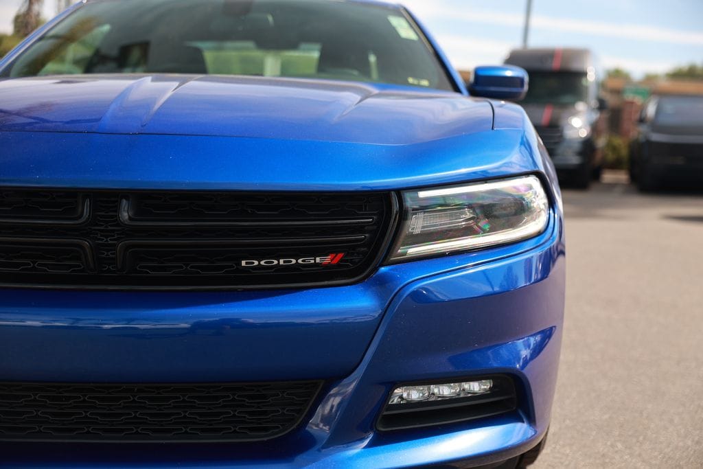 2020 Dodge Charger SXT photo 4