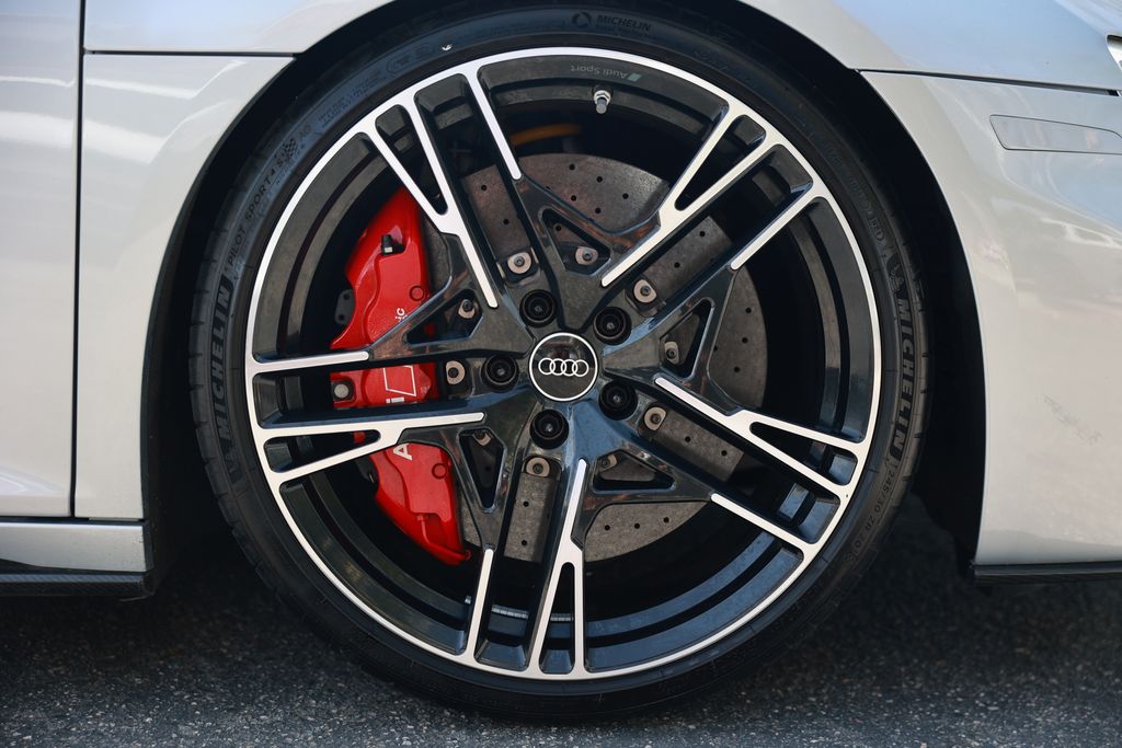 2021 Audi R8 5.2 V10 performance photo 3