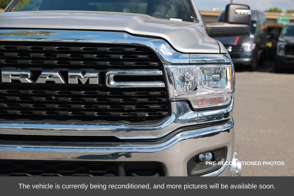 2023 Ram 3500 Big Horn photo 4