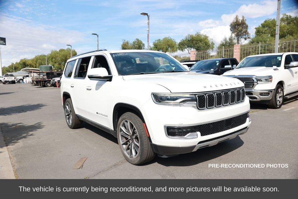 2022 Jeep Wagoneer Series III photo 3