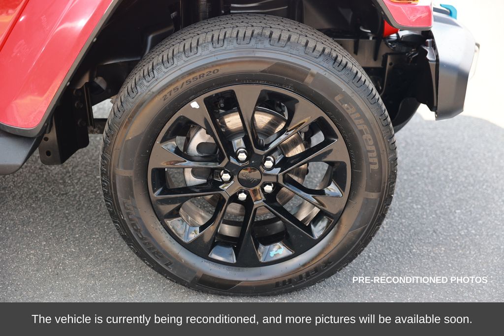 2023 Jeep Wrangler 4xe Sahara photo 3