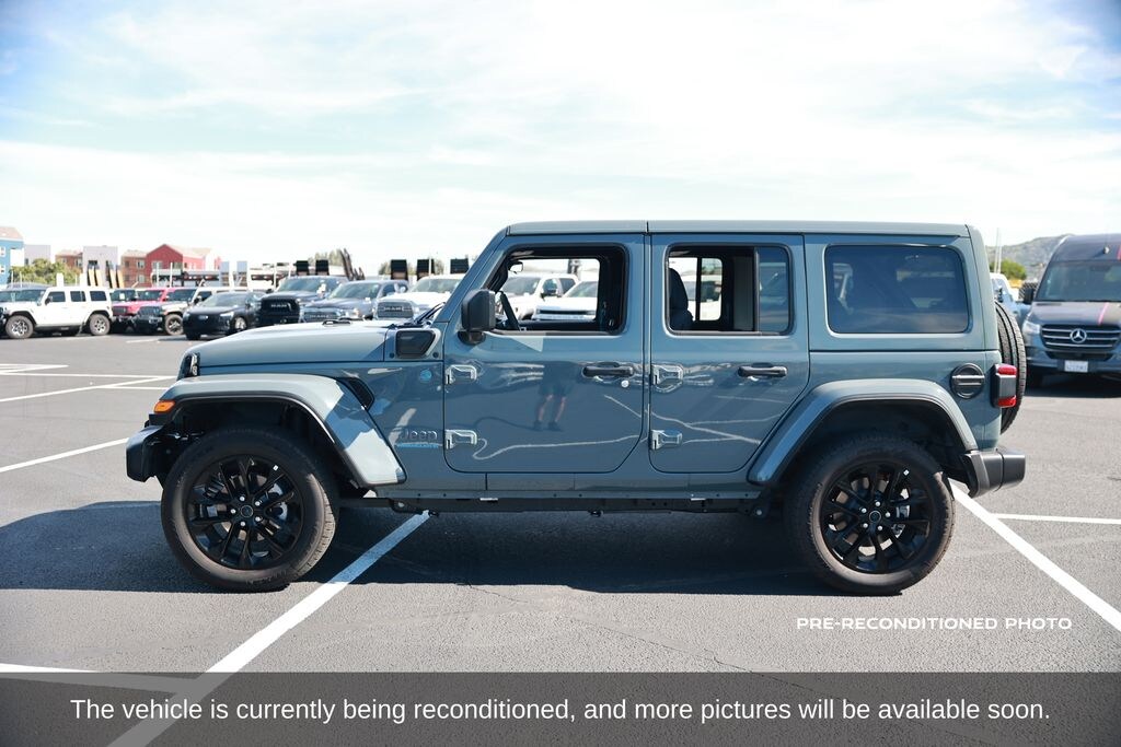 Used 2025 Jeep Wrangler 4xe Sahara SUV