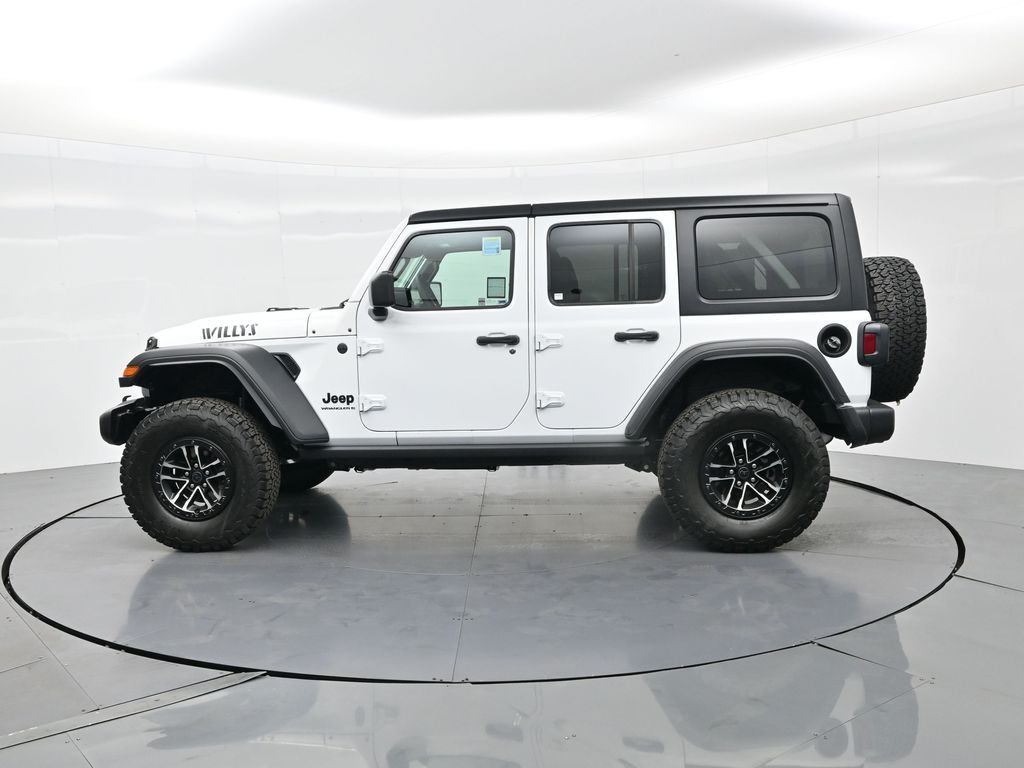 2025 Jeep Wrangler 4-Door Willys - Photo 10