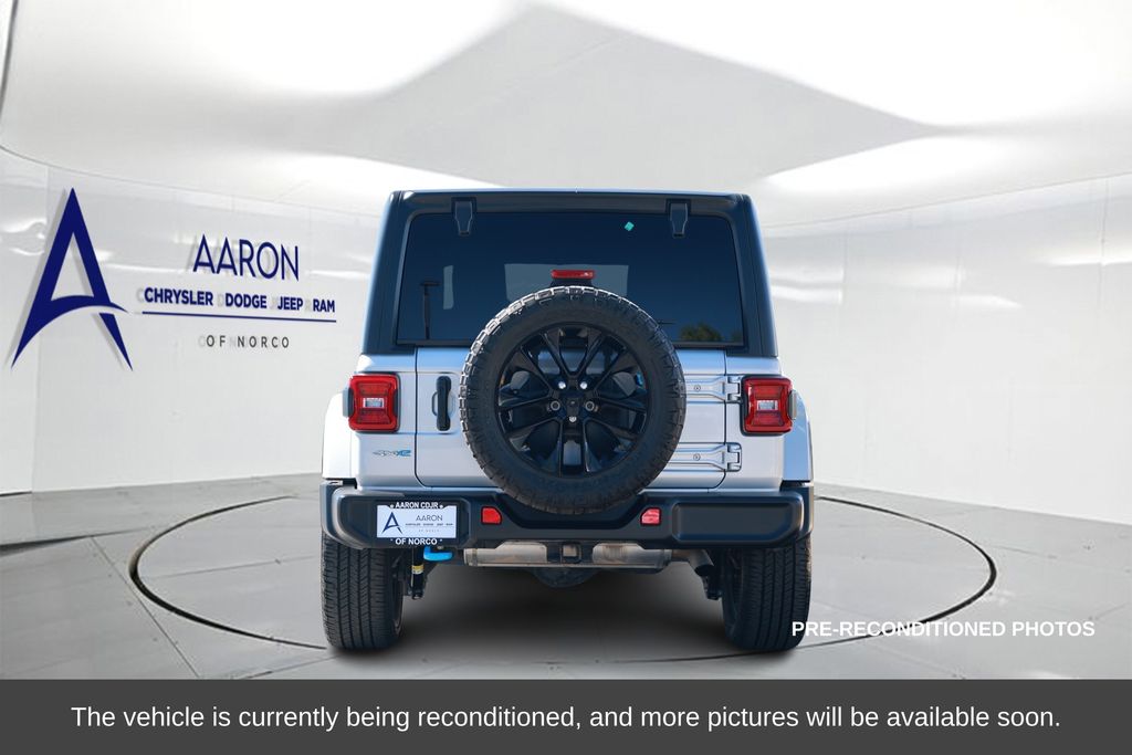 2022 Jeep Wrangler Unlimited 4xe Sahara photo 2