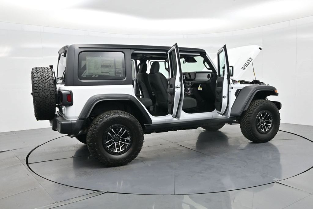 2025 Jeep Wrangler 4-Door Willys - Photo 36