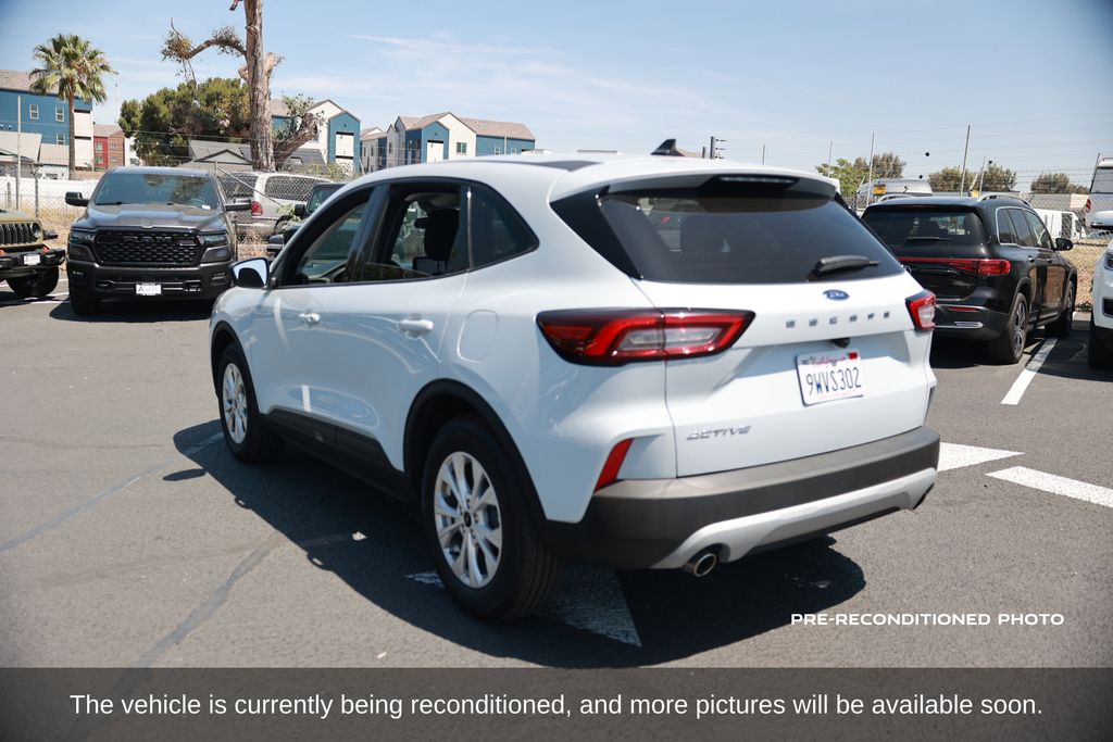 2025 Ford Escape Active photo 3