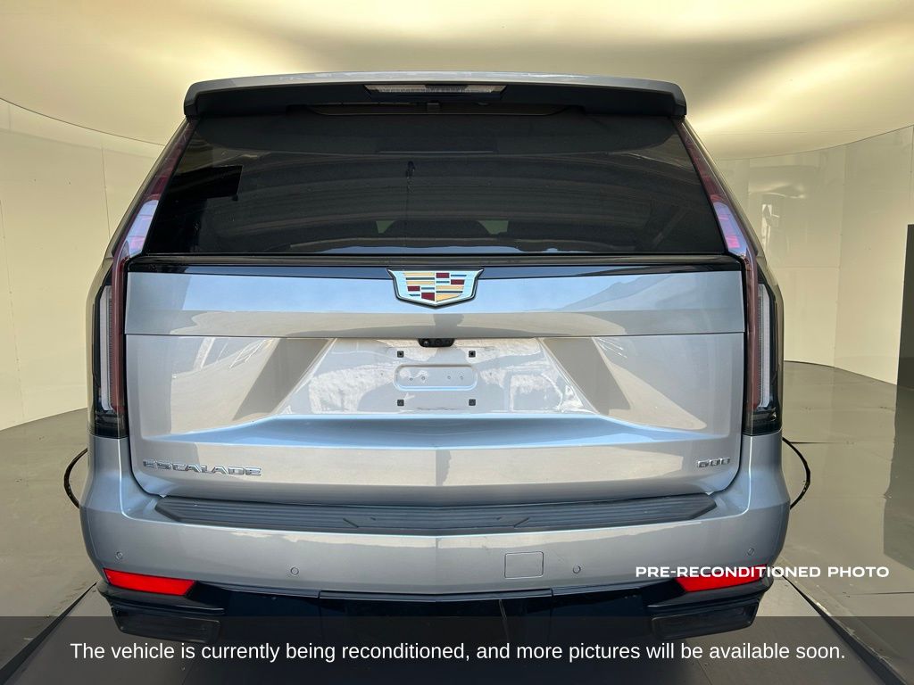 2024 Cadillac Escalade ESV Sport photo 4