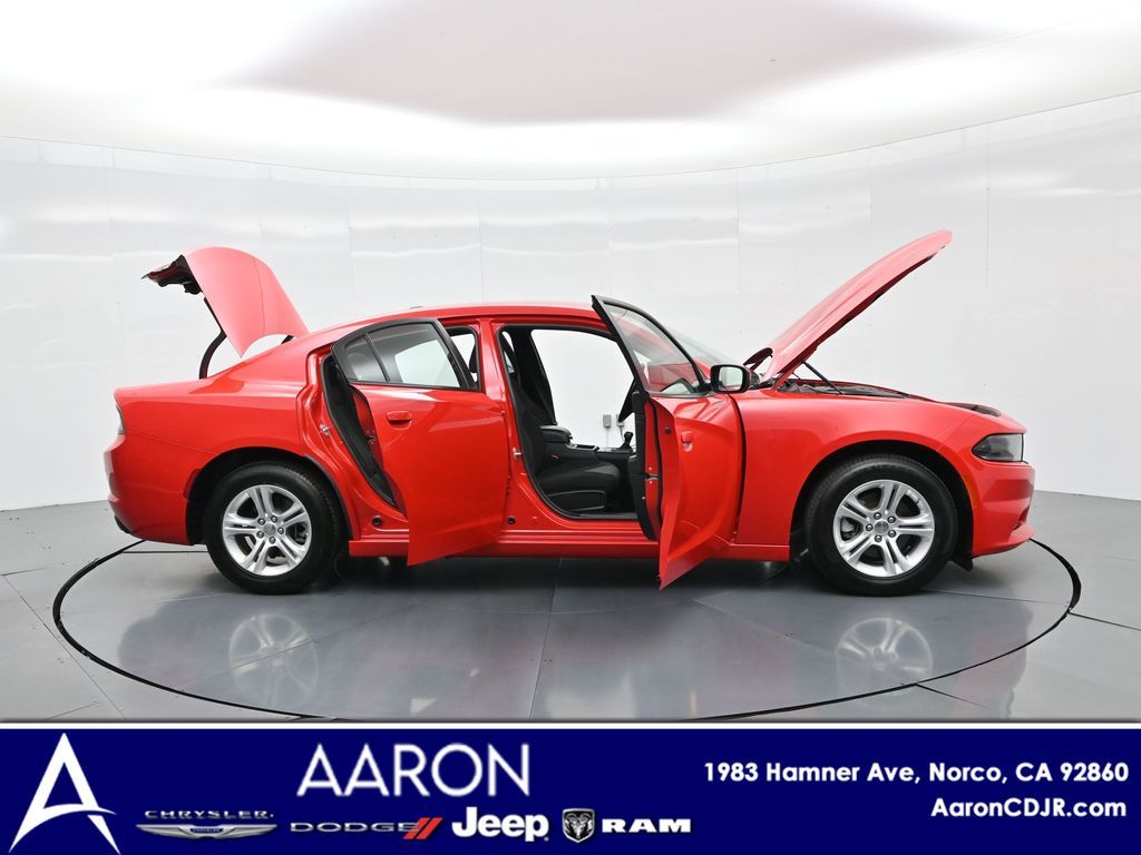 2022 Dodge Charger SXT photo 3