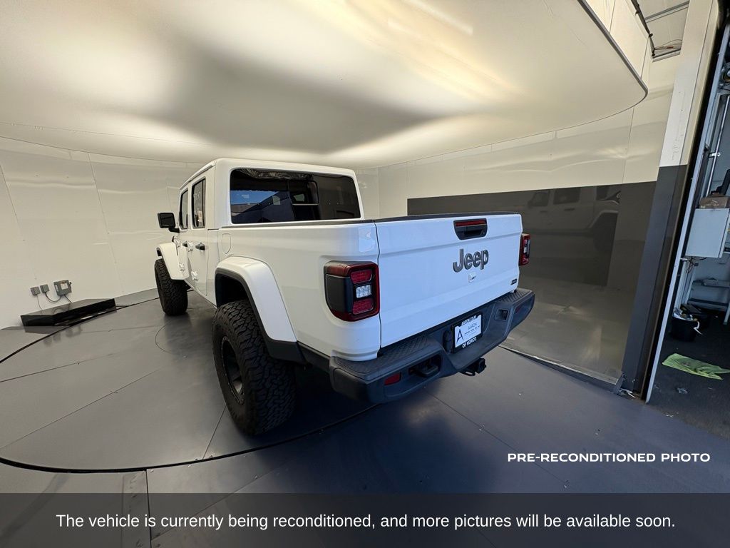 2020 Jeep Gladiator Overland photo 3