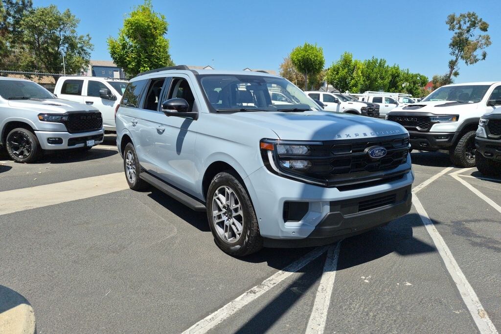 Used 2025 Ford Expedition Active SUV