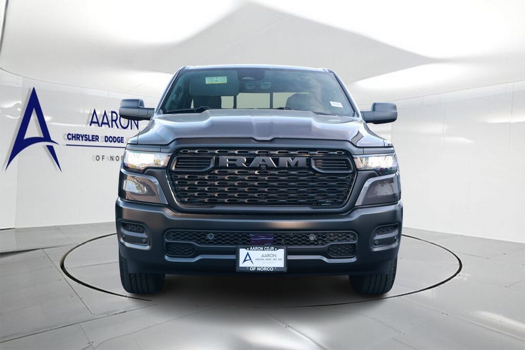 New 2026 Ram 1500 TRADESMAN CREW CAB 4X4 5'7 BOX Pickup
