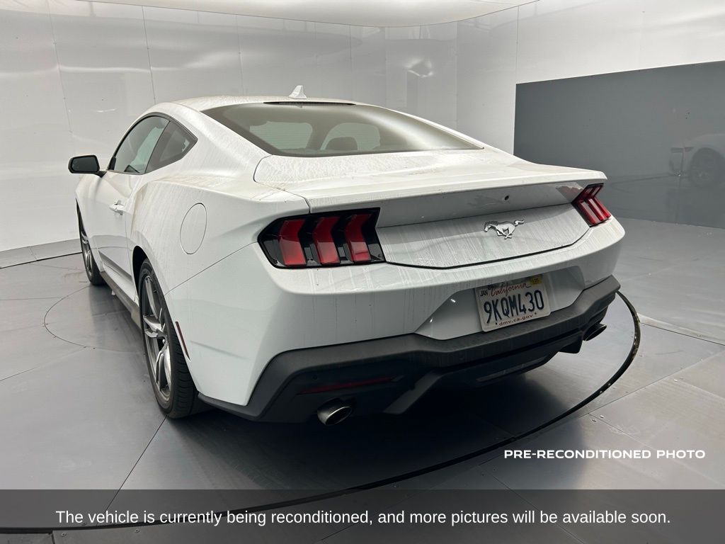 2024 Ford Mustang EcoBoost photo 3