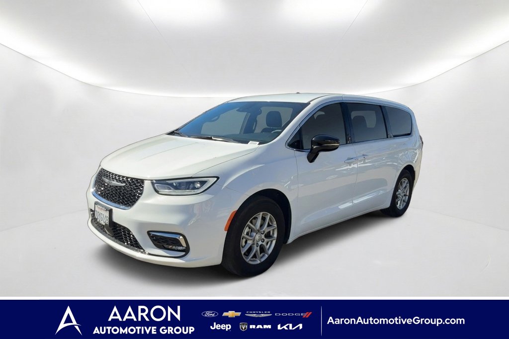 2026 Chrysler Pacifica