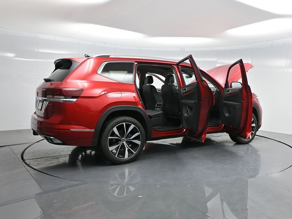 Used 2024 Volkswagen Atlas 2.0T SEL Premium R-Line SUV
