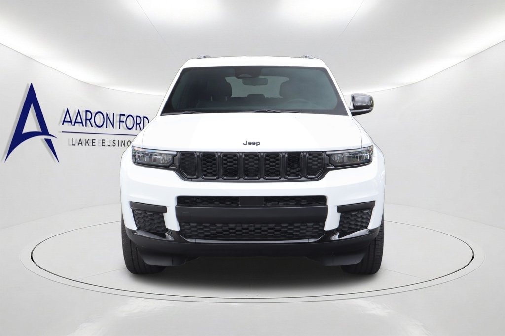 Used 2024 Jeep Grand Cherokee L Laredo SUV