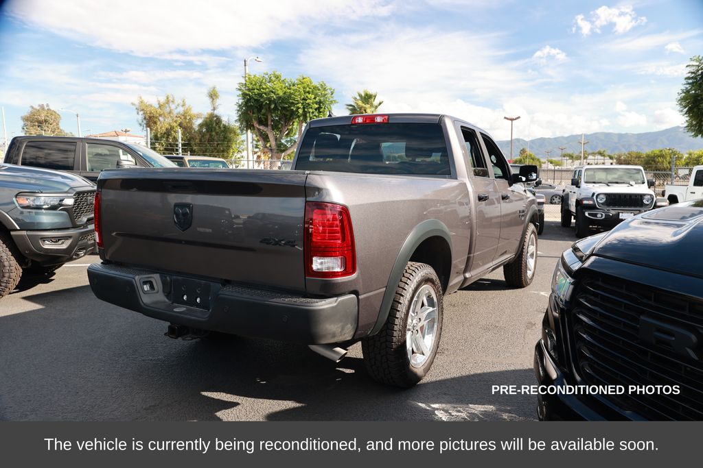 2023 Ram 1500 Classic SLT photo 4