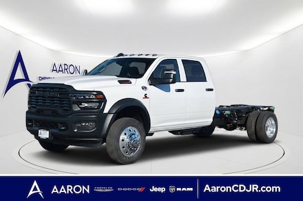 2026 Ram 5500HD Tradesman DRW Chassis Pickup