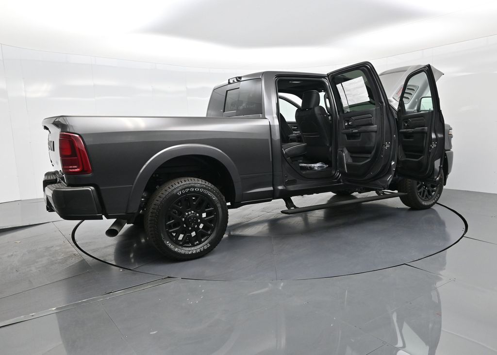 2025 Ram 3500 Limited photo 4