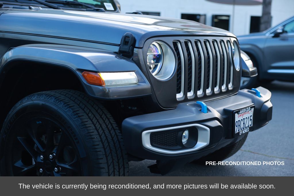 2022 Jeep Wrangler Unlimited 4xe Sahara photo 6