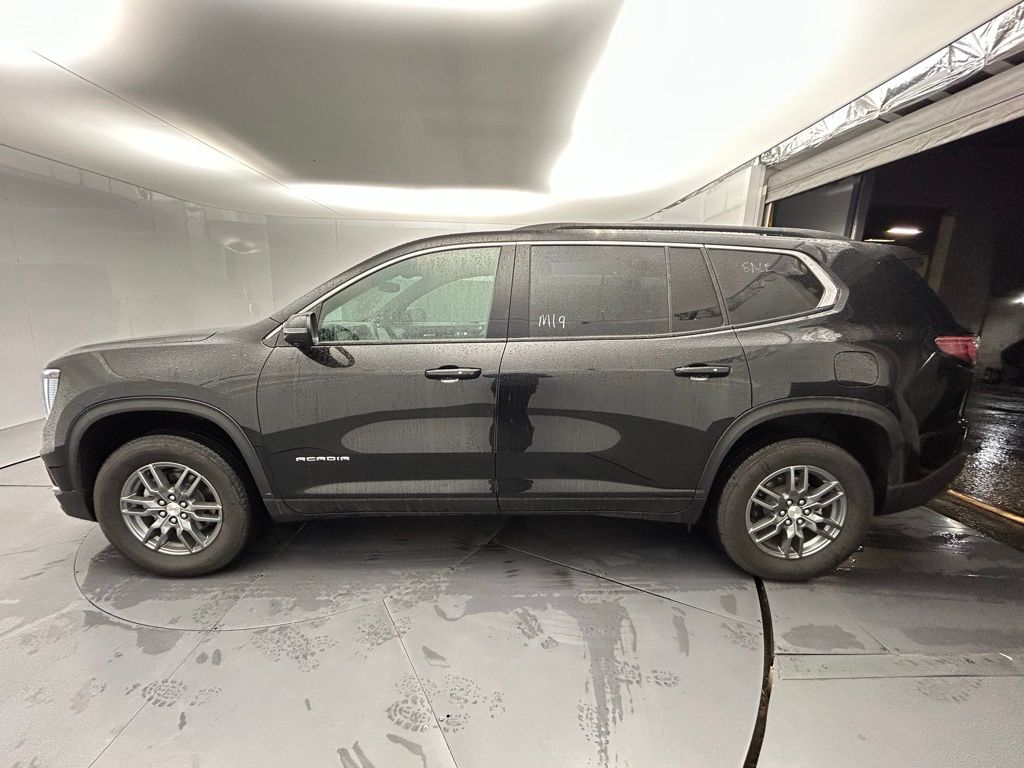 2025 Gmc Acadia Elevation photo 2