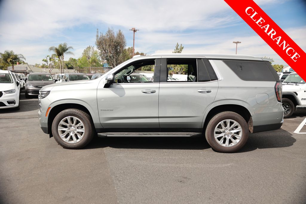 2025 Chevrolet Tahoe Premier photo 2