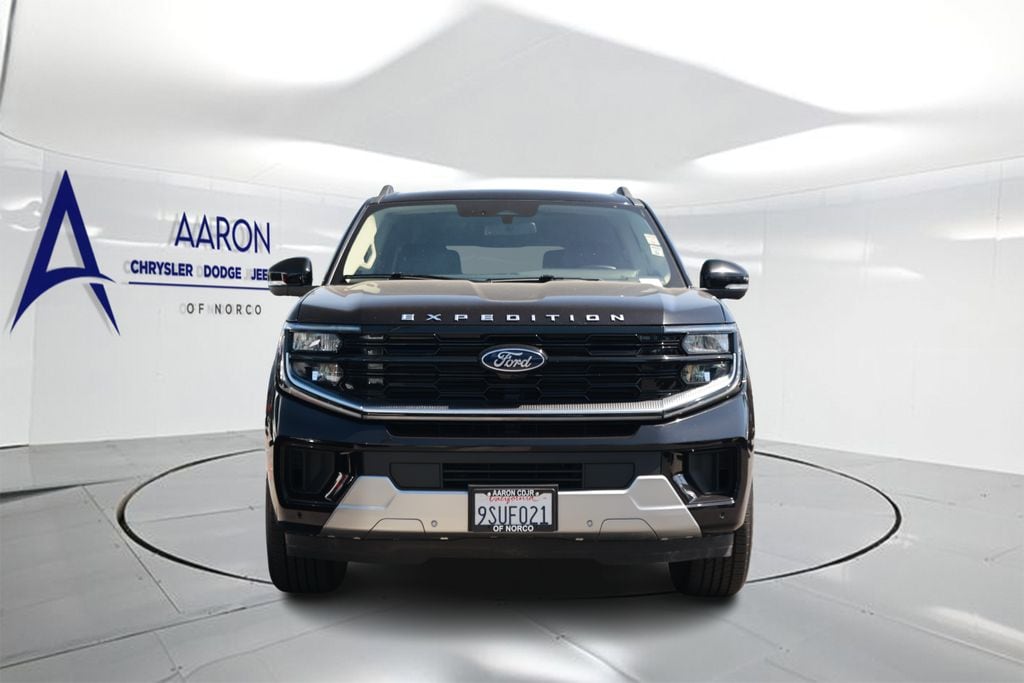 Used 2025 Ford Expedition Max Platinum SUV