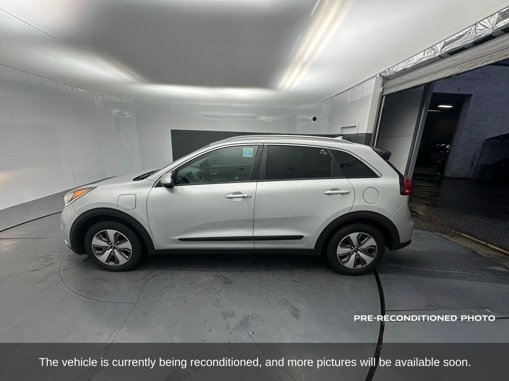 Used 2019 Kia Niro Plug-In Hybrid LX SUV