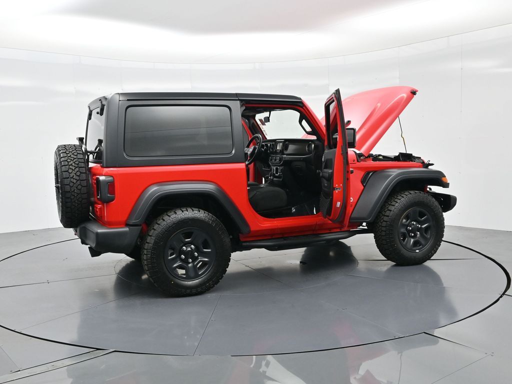 2020 Jeep Wrangler Sport photo 4