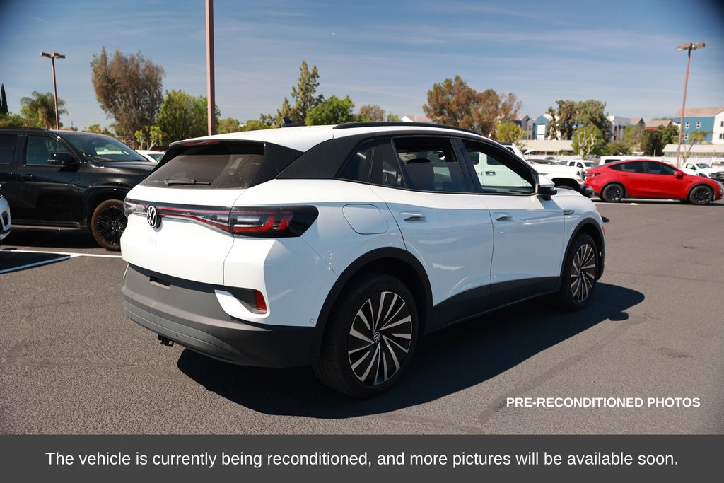2024 Volkswagen ID.4 Pro photo 4