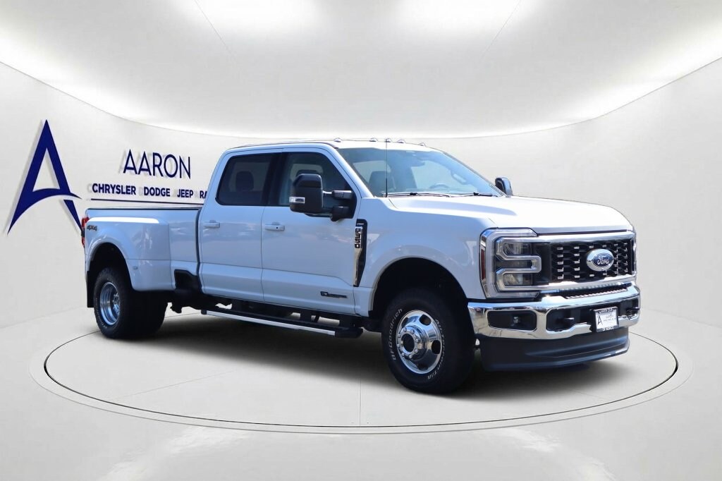Used 2026 Ford F-350 Lariat Truck Crew Cab