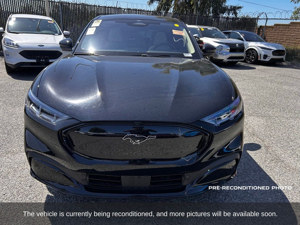 2023 Ford Mustang Mach-E Premium photo 2