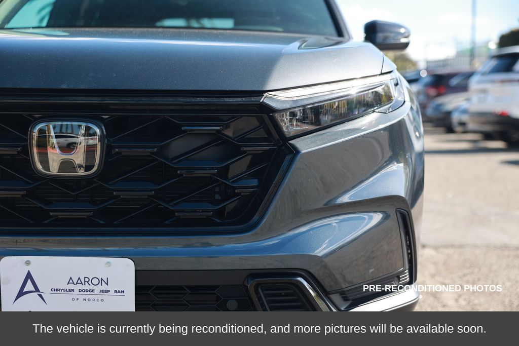 2025 Honda CR-V Hybrid Sport-L photo 4